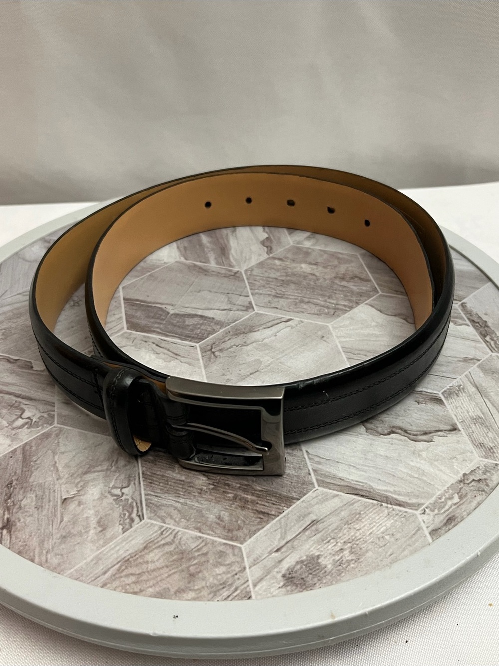 Kirkland Signature Men’s Black Italian Full Grain Leather Belt Size 34/85